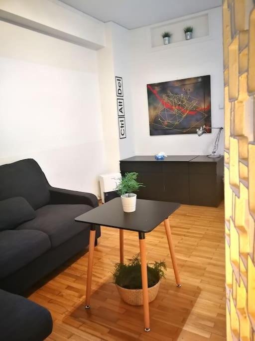 Apartment With Private Patio Athén Kültér fotó