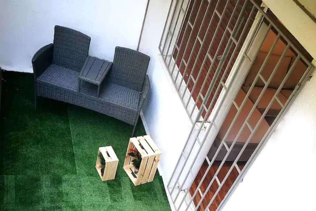 Apartment With Private Patio Athén Kültér fotó