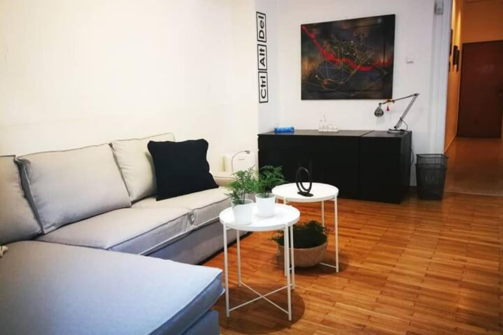 Apartment With Private Patio Athén Kültér fotó